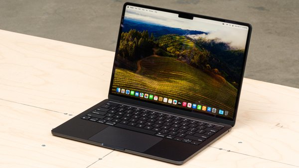 Apple MacBook Air 13 M3 (2024)